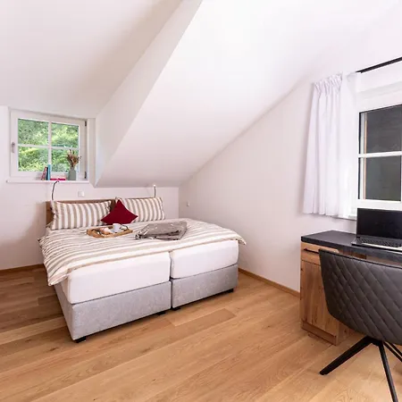 Alpenchic Apartmán *